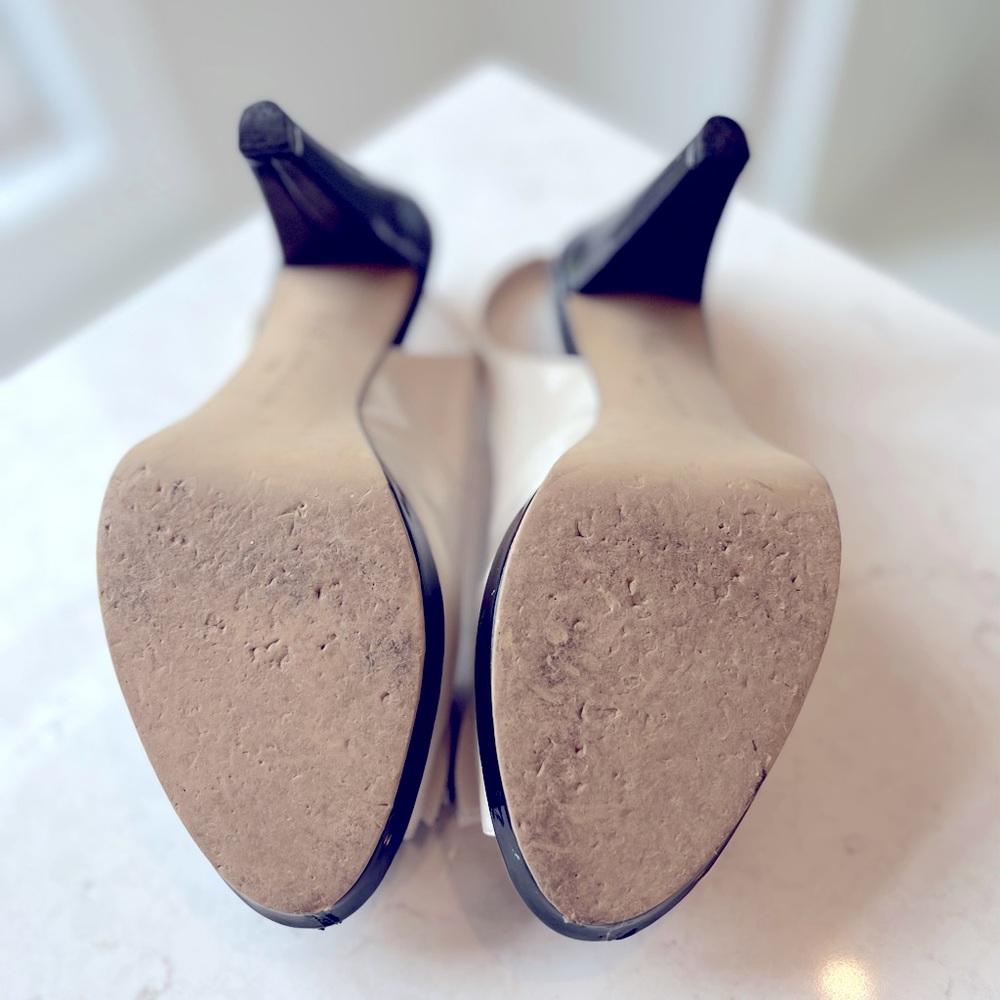 Anne Klein heels with bow black & cream